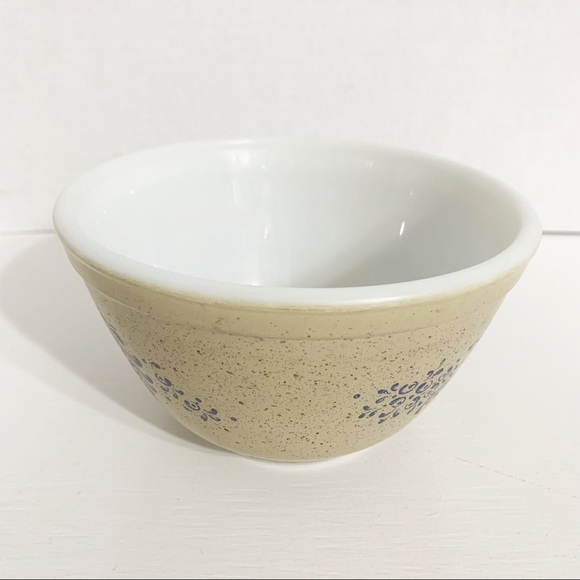 Vintage Pyrex Homestead Beige Speckle Blue 401 1.5 Pints Mixing Batter Nest Bowl - Picture 2 of 10